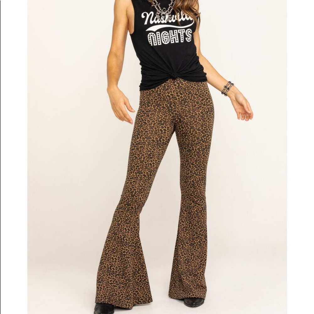 Show Me Your Mumu Nice to Cheetah Stretch Bam Bam High Waist Flare Pants Medium